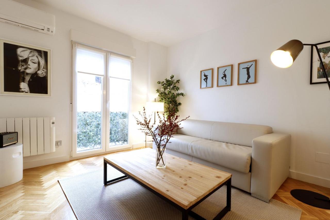 Royal Madrid Apartment Ngoại thất bức ảnh