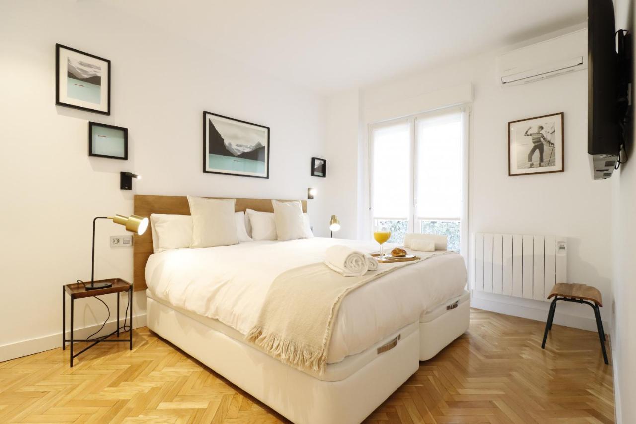 Royal Madrid Apartment Ngoại thất bức ảnh