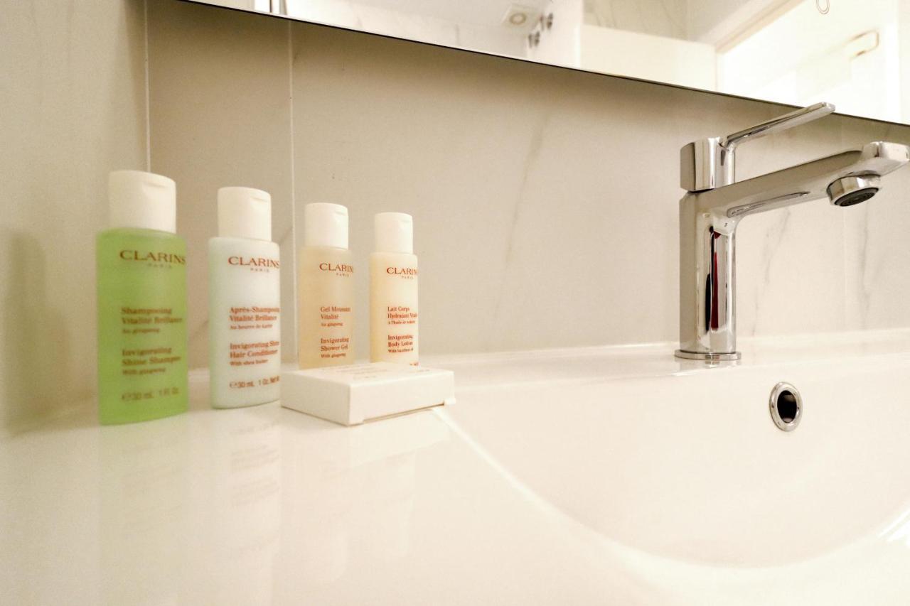 Royal Madrid Apartment Ngoại thất bức ảnh