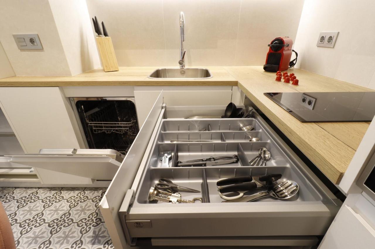 Royal Madrid Apartment Ngoại thất bức ảnh